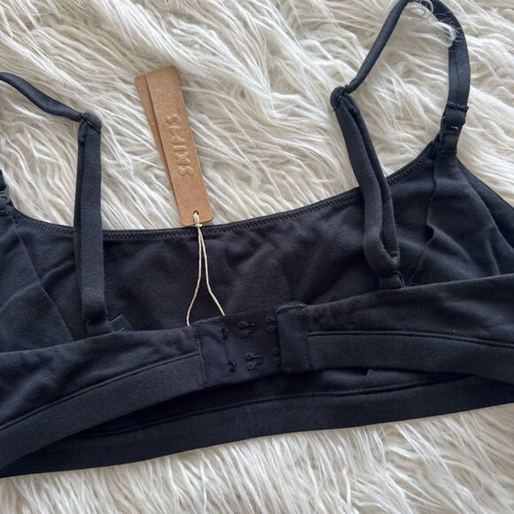 Skims Cotton Jersey Maternity Nursing Scoop Bralette
Soot Size Small - Picture 7 of 8